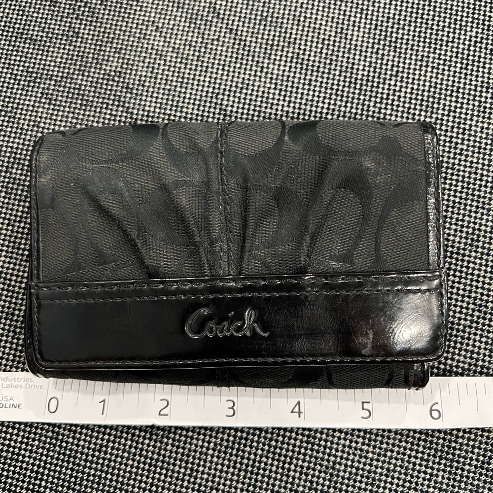 Used Medium sized Coach wallet